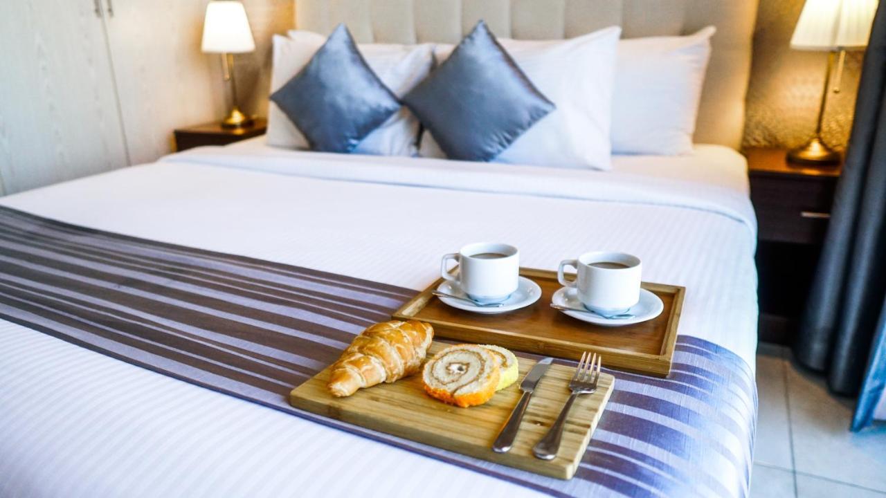 Loumage Suites And Spa Manama Ngoại thất bức ảnh