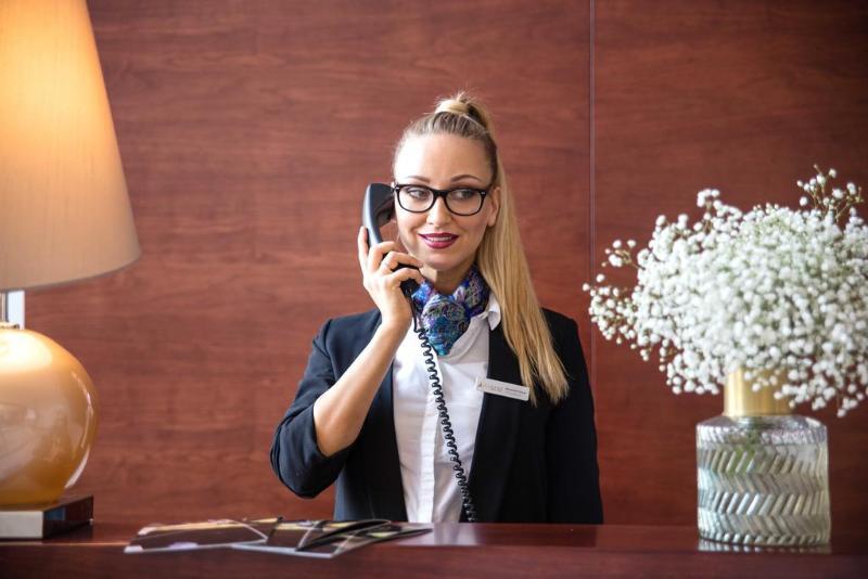 Loumage Suites And Spa Manama Ngoại thất bức ảnh